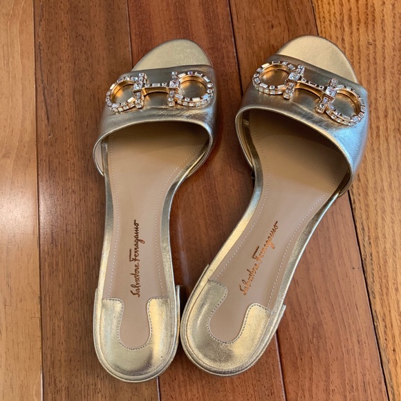 NEW Salvatore Ferragamo Gold Embellished Sandals - Picture 6 of 9